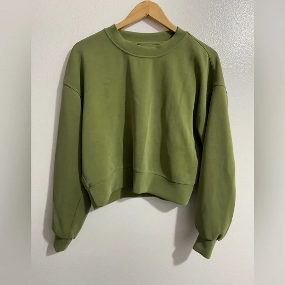 Lululemon Perfectly Oversized Cropped Crew - Softstreme (Size 6) green foliage - Picture 5 of 8